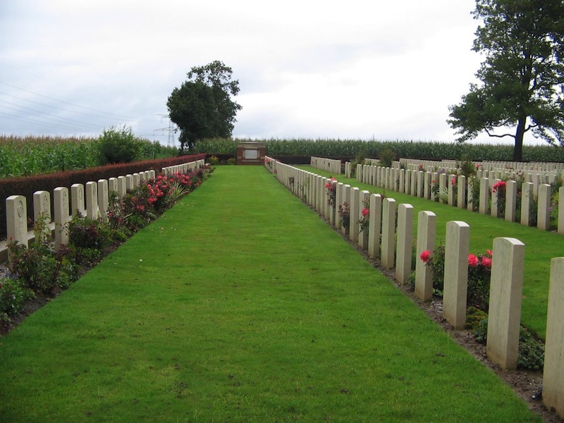 Varennes Military Cemetery CWGC