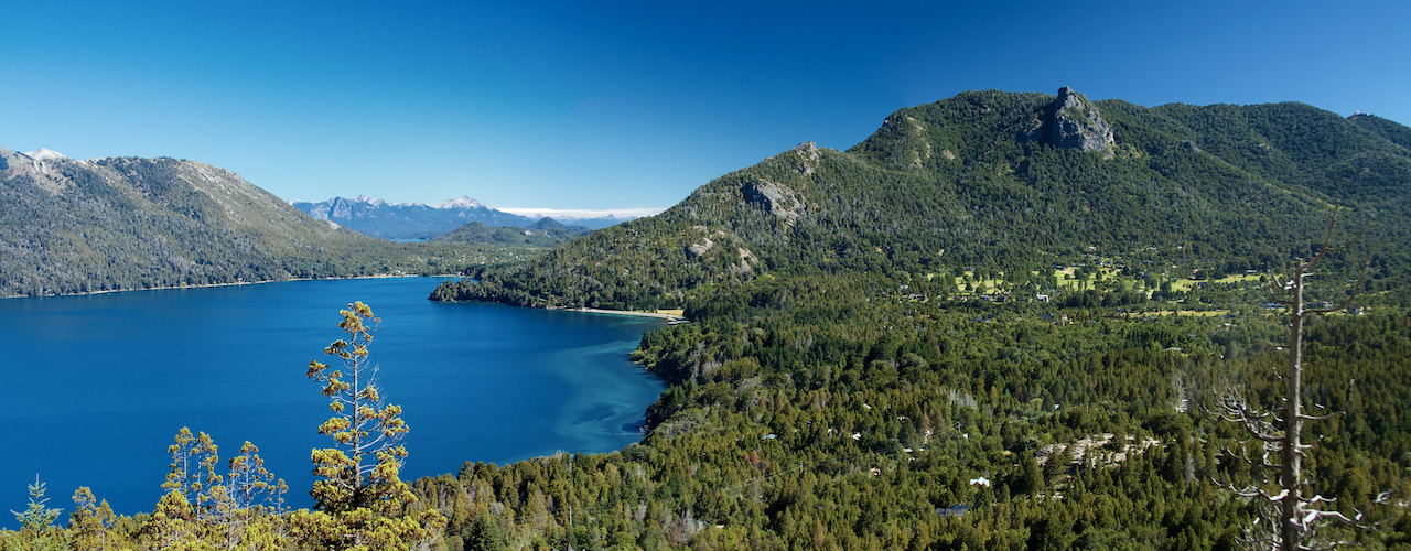 Bariloche - Lago Gutierrez. Photo McKay Savage