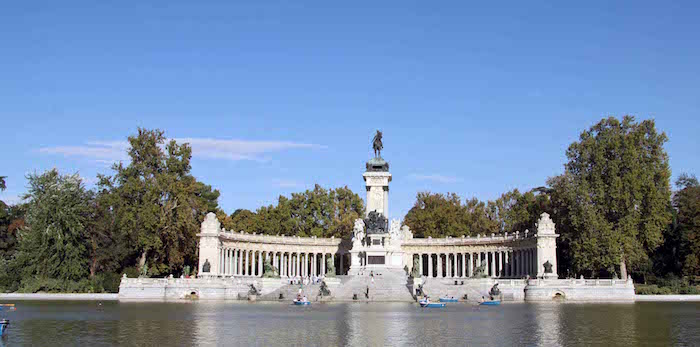 Madris's Retiro Park Alfonso monument